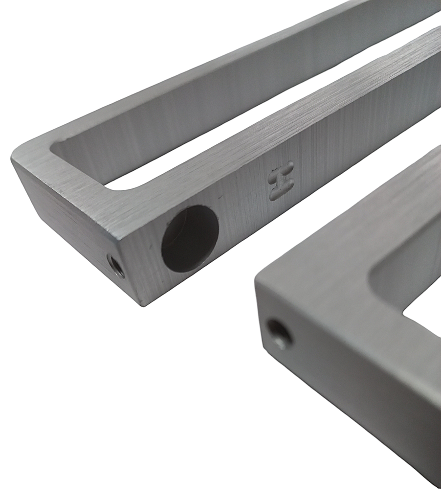 Maner pentru usa glisanta cu profil perimetral